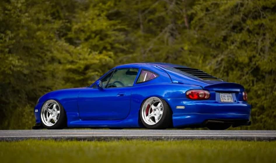 NB Miata hardtop installation view — showing body panel integration